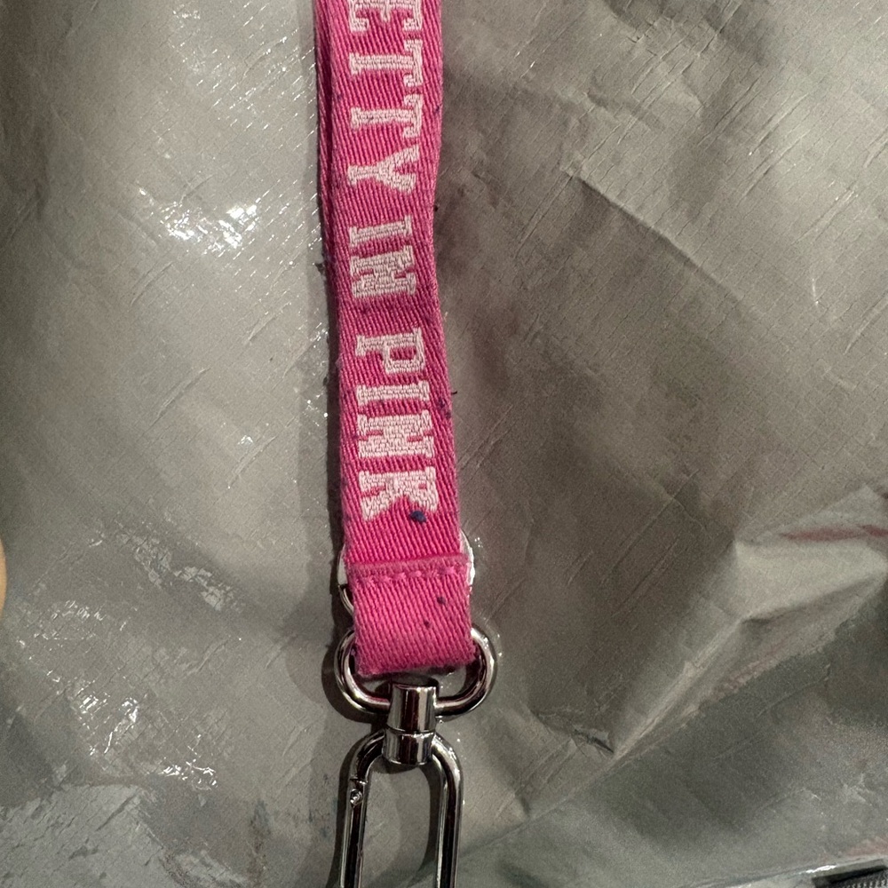 PINK Victoria's Secret Pink Key Holder - Picture 4 of 4